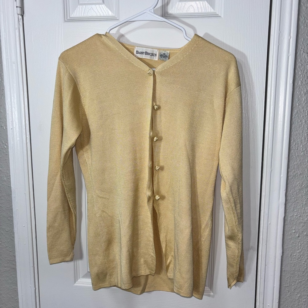 100% Silk Light Yellow V-Neck Button-Front Cardigan Sweater - Picture 4 of 5